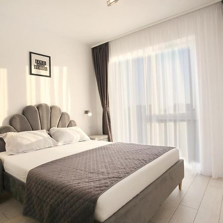 Apartament Prima Nufarul Ralu Nagyvárad Kültér fotó